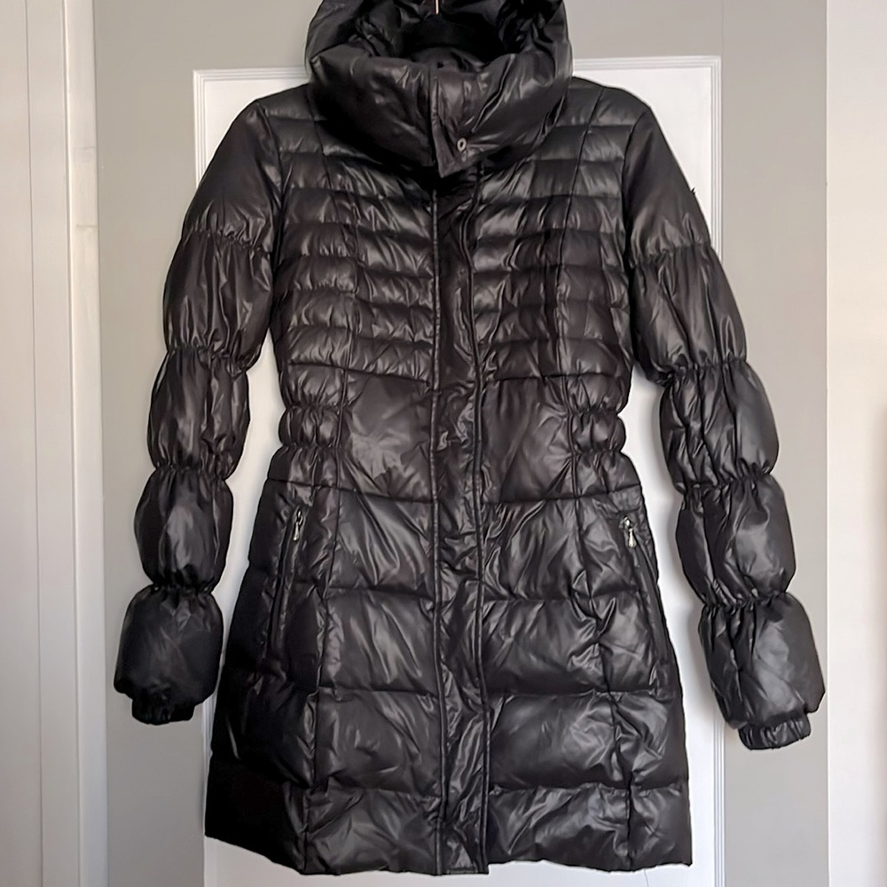GUESS DOWN COAT - BLACK , XS